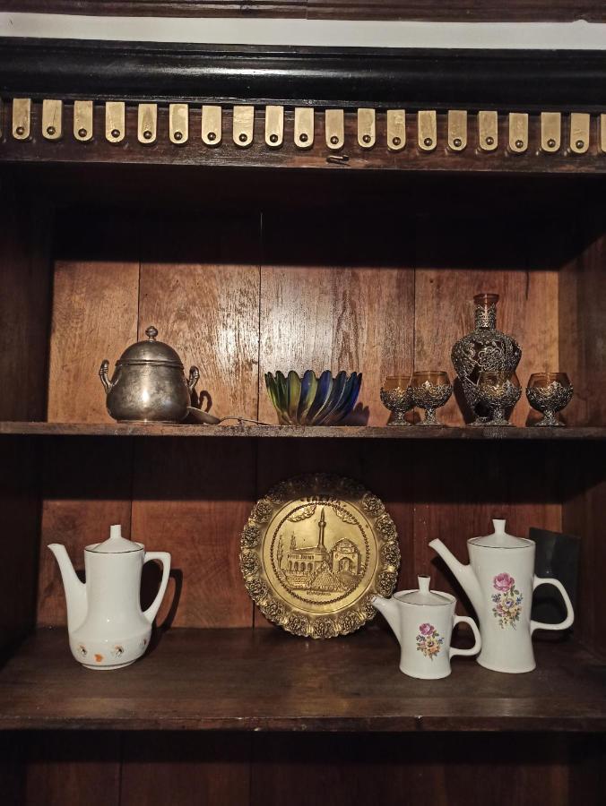 Boutique Hotel Praga Gjirokaster Luaran gambar