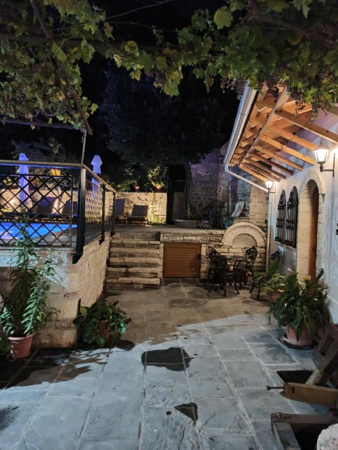 Boutique Hotel Praga Gjirokaster Luaran gambar