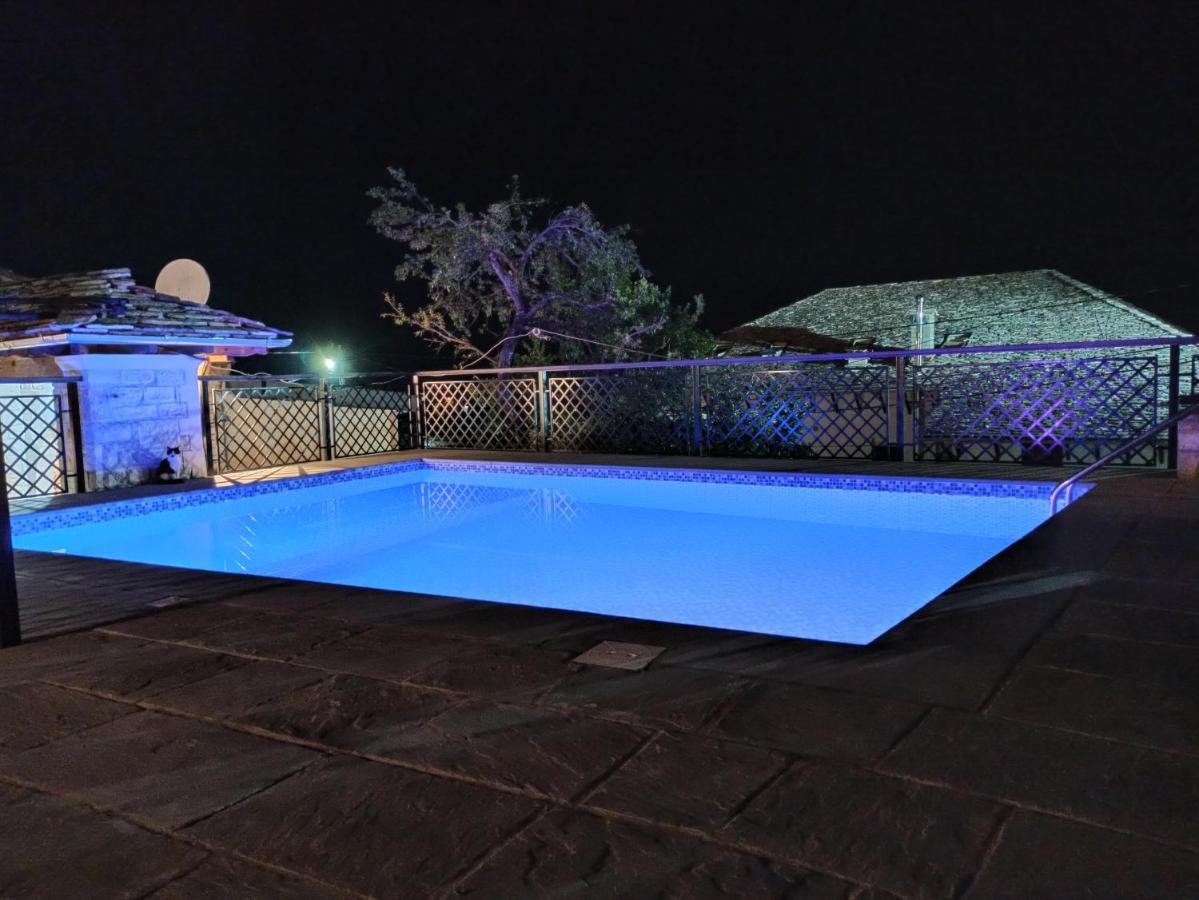 Boutique Hotel Praga Gjirokaster Luaran gambar