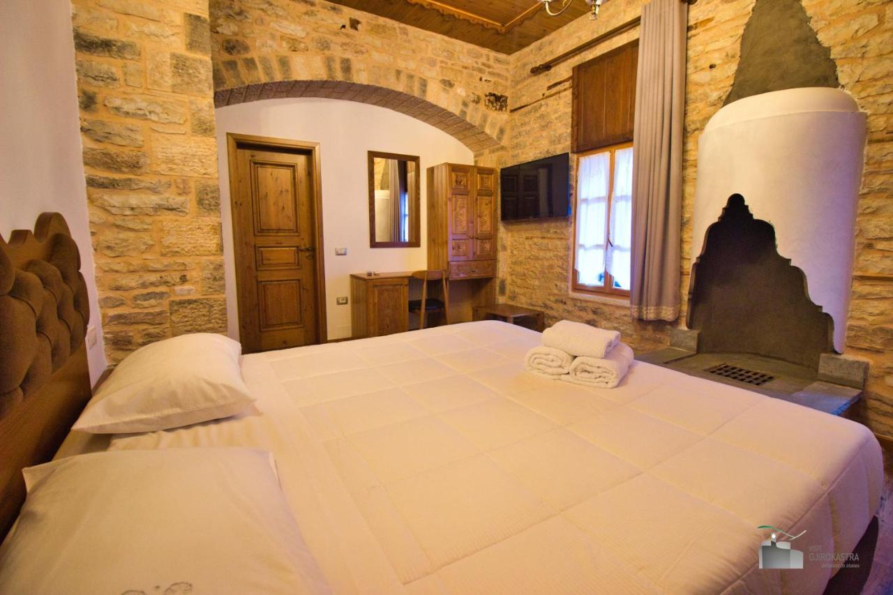 Boutique Hotel Praga Gjirokaster Luaran gambar