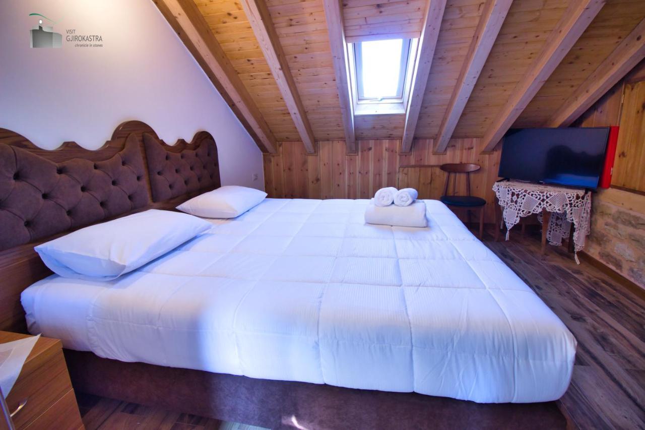 Boutique Hotel Praga Gjirokaster Luaran gambar