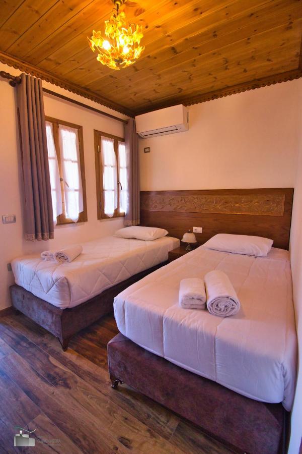 Boutique Hotel Praga Gjirokaster Luaran gambar