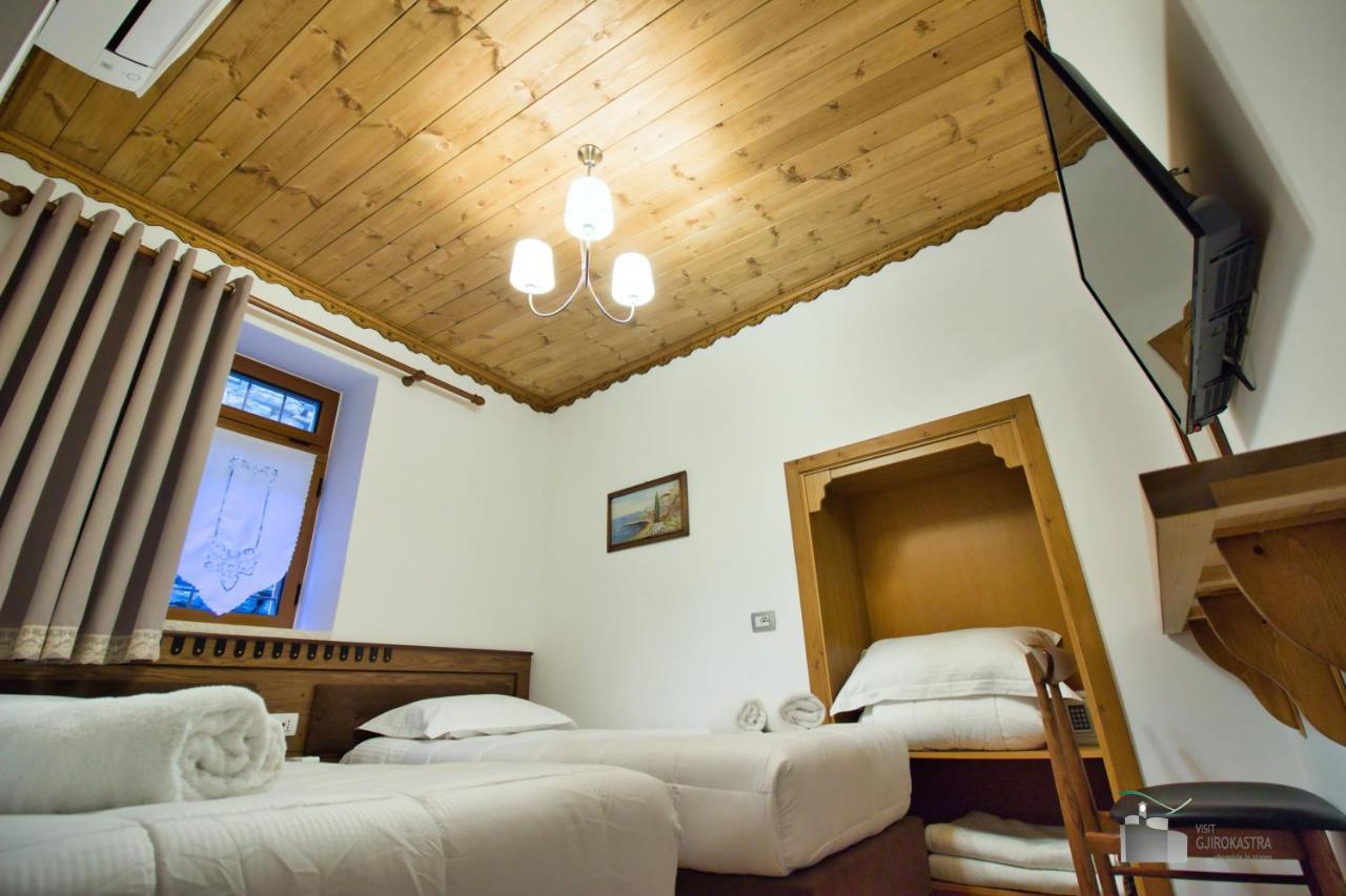 Boutique Hotel Praga Gjirokaster Luaran gambar